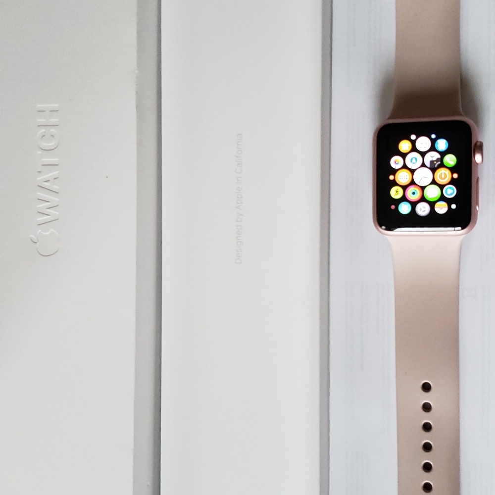 Apple I Watch 38 mm Series 1 Rose Gold🙂🙂